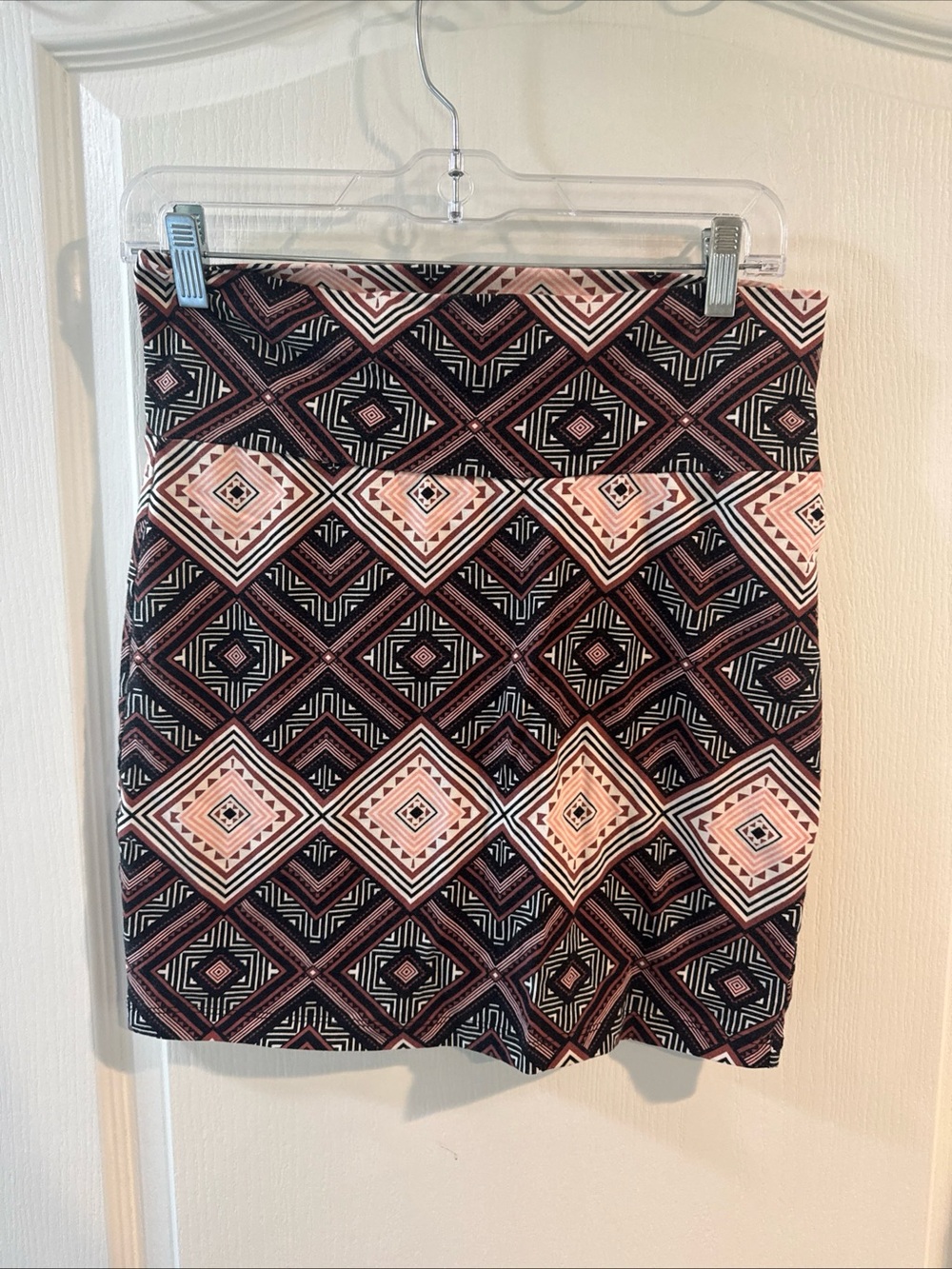 Charlotte Russe Pink and Black Geometric Mini Skirt